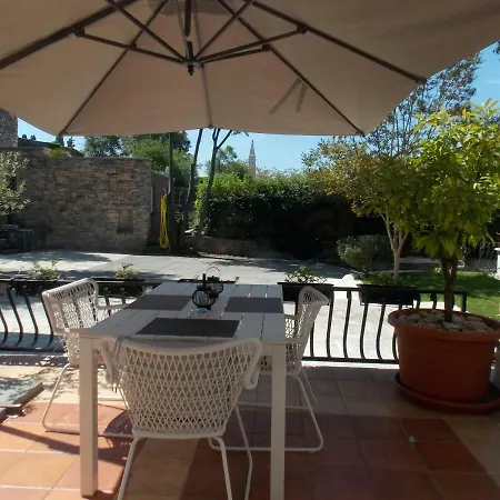 Apartament Corte Dei Merli & *