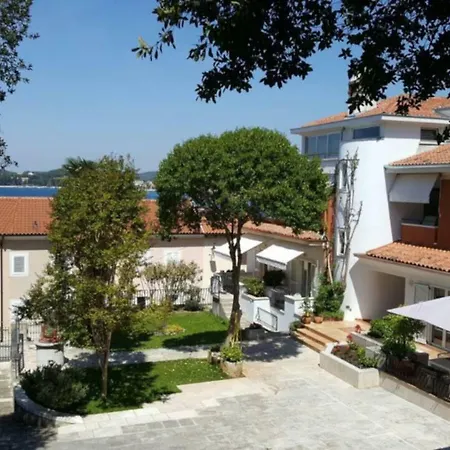 Apartament Corte Dei Merli & *